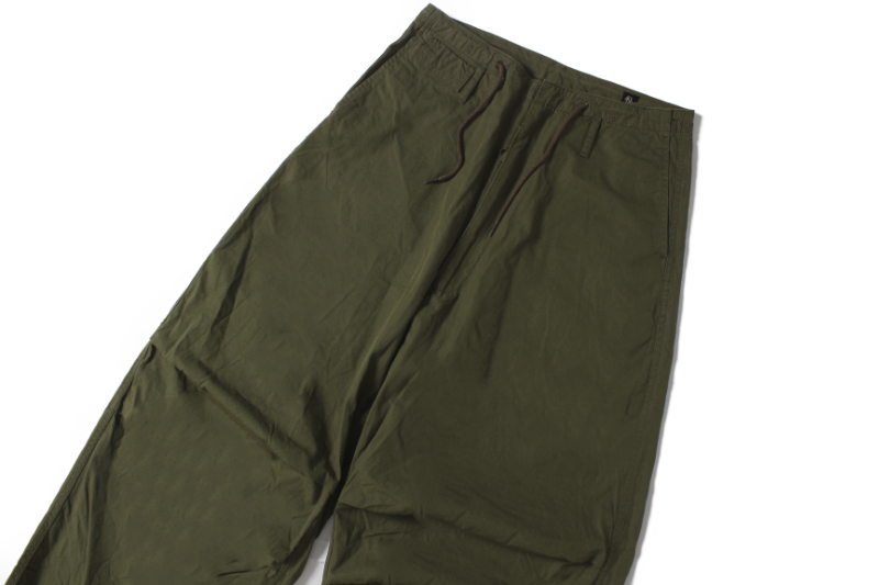 “HIGHCOUNT WIDE OVER PANTS”