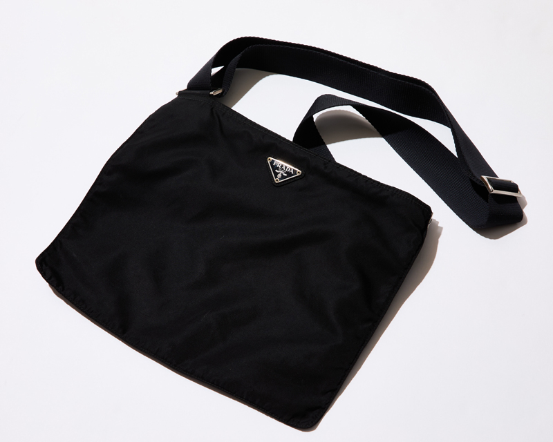 PRADA ナイロンバッグ