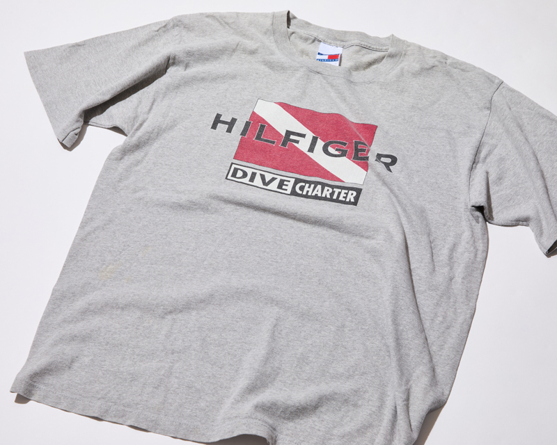 TOMMY HILFIGER Tシャツ