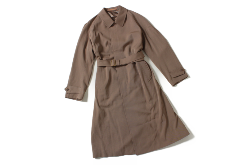 “ウールギャバジンベルテッドカーコート”