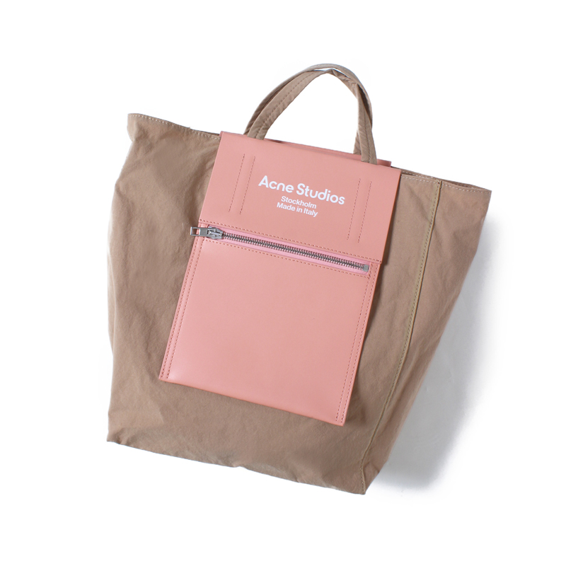 トートバッグ　アクネストゥディオズ　