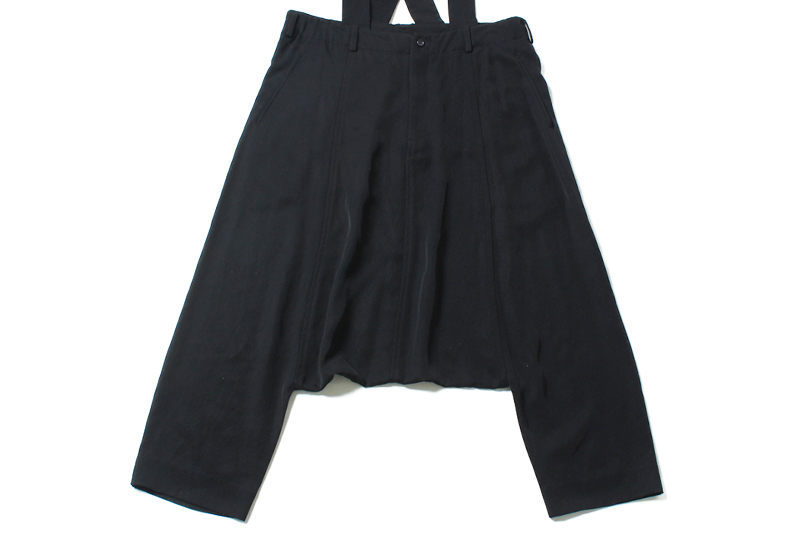 サスペンダーサルエルパンツ