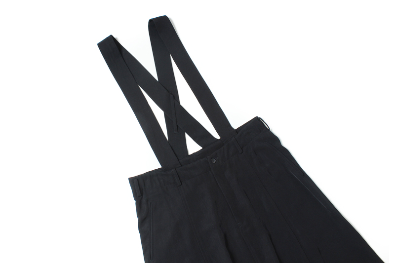 サスペンダーサルエルパンツ