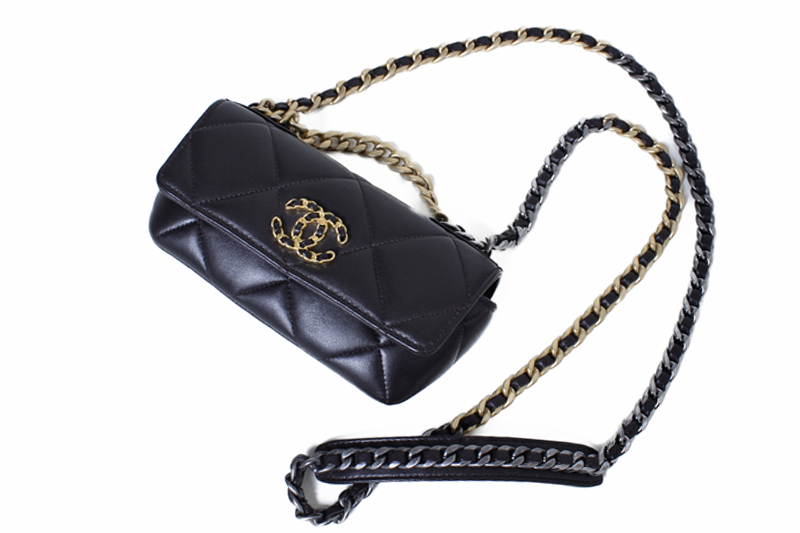 “シャネル19”