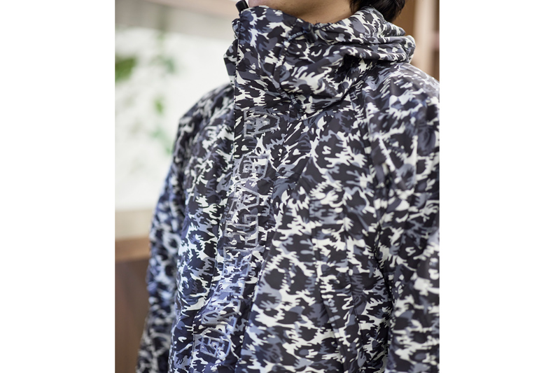 ブルゾン　アベイシングエイプ