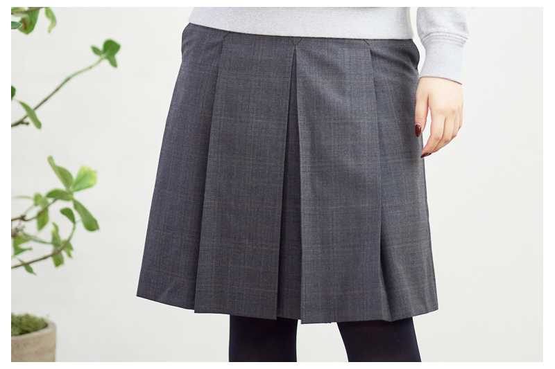 スカート　ミュウミュウ