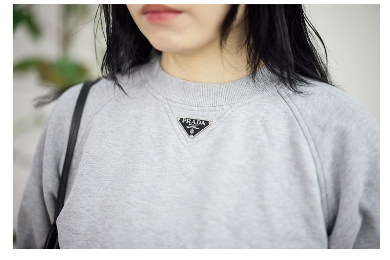 スウェット　プラダ